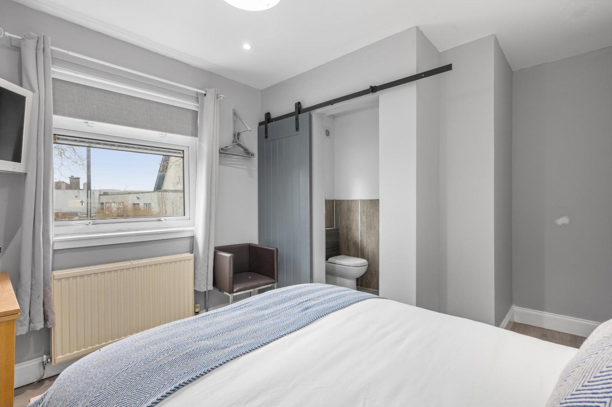 Queensferry Guest House Rosyth Room photo